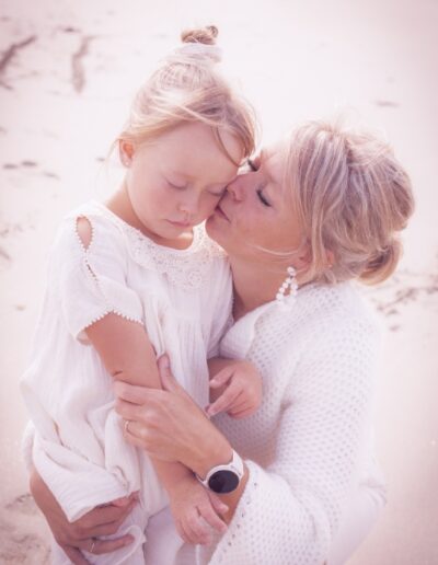 Séance photo mère fille réalisée par une photographe à Rennes